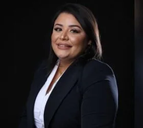 סירין עיסא אבו לבן סגנית יור משותפת ועדת ביטוח לאומי 280x250